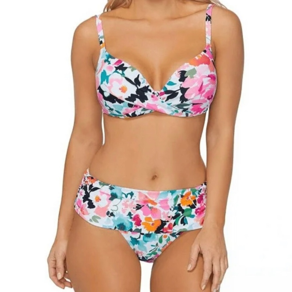 Island Escape Honey Bloom Bikini Set